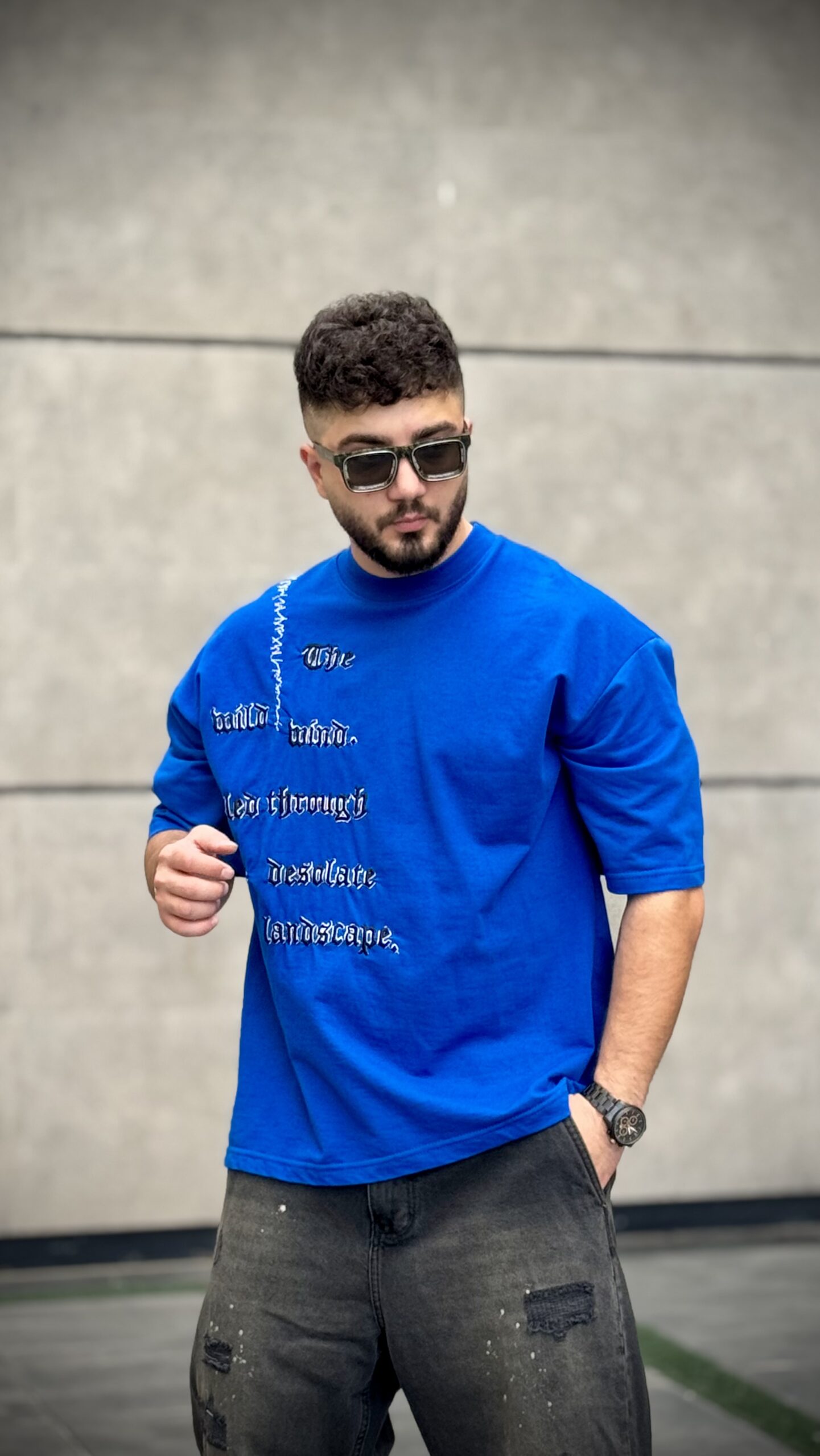 تیشرت گلدوزی “بخیه”