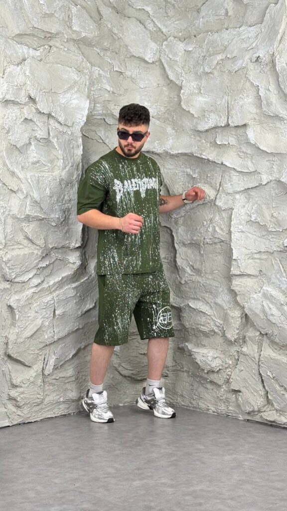 ست تیشرت شلوارک بالنسیاگا