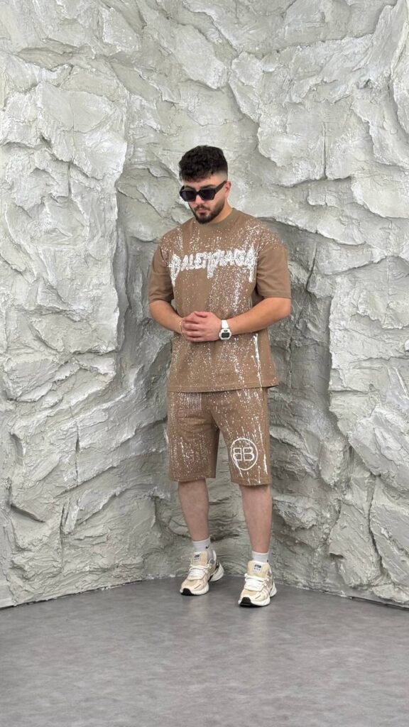 ست تیشرت شلوارک بالنسیاگا