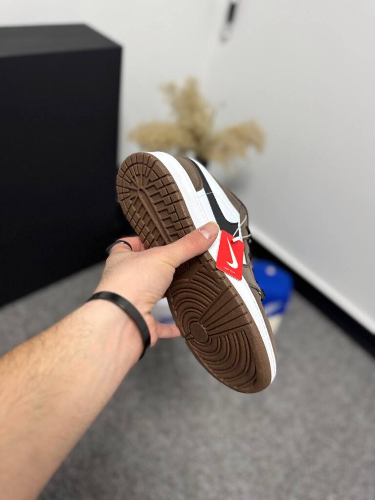 کتونی جردن 1