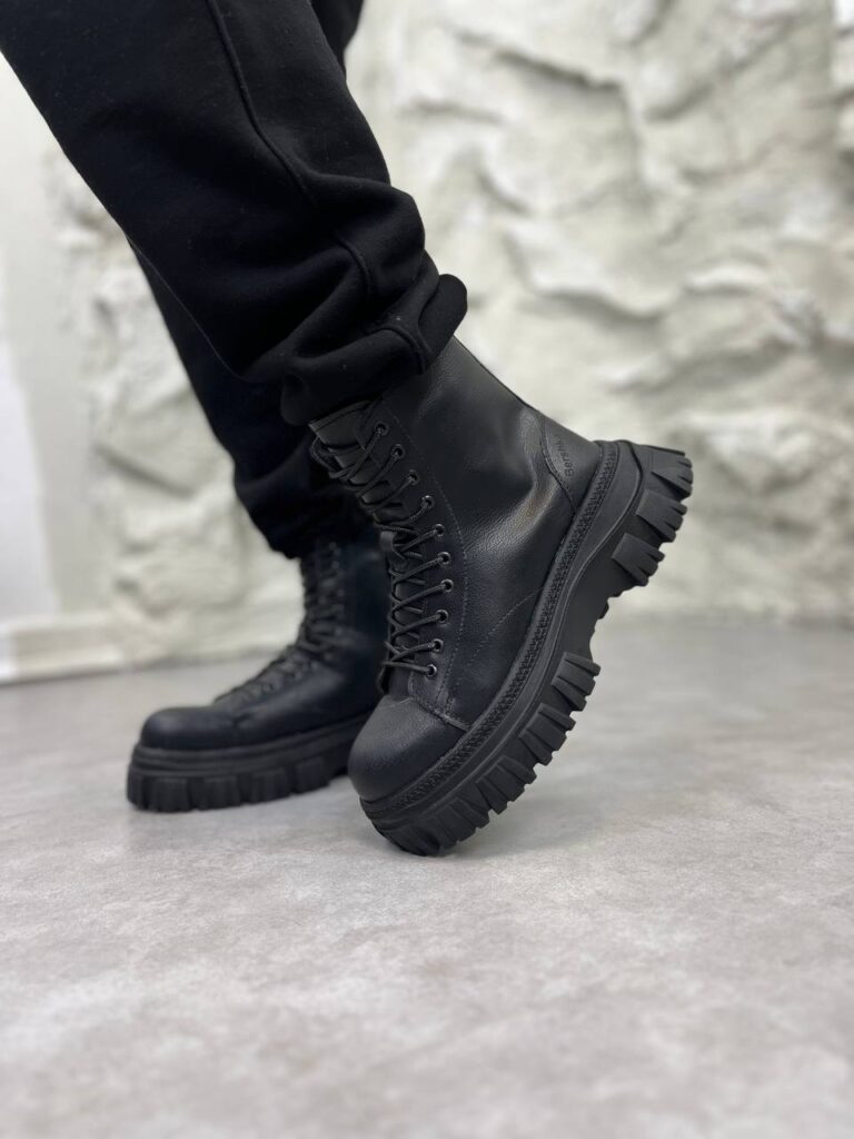 بوت چرم برشکا