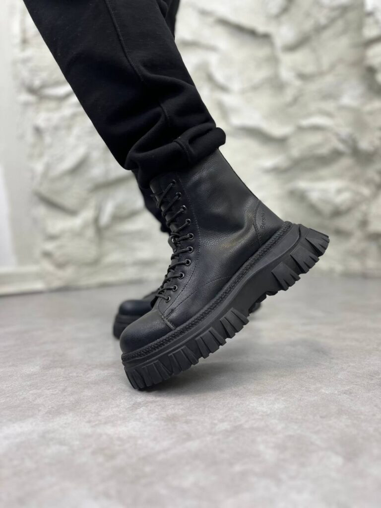 بوت چرم برشکا