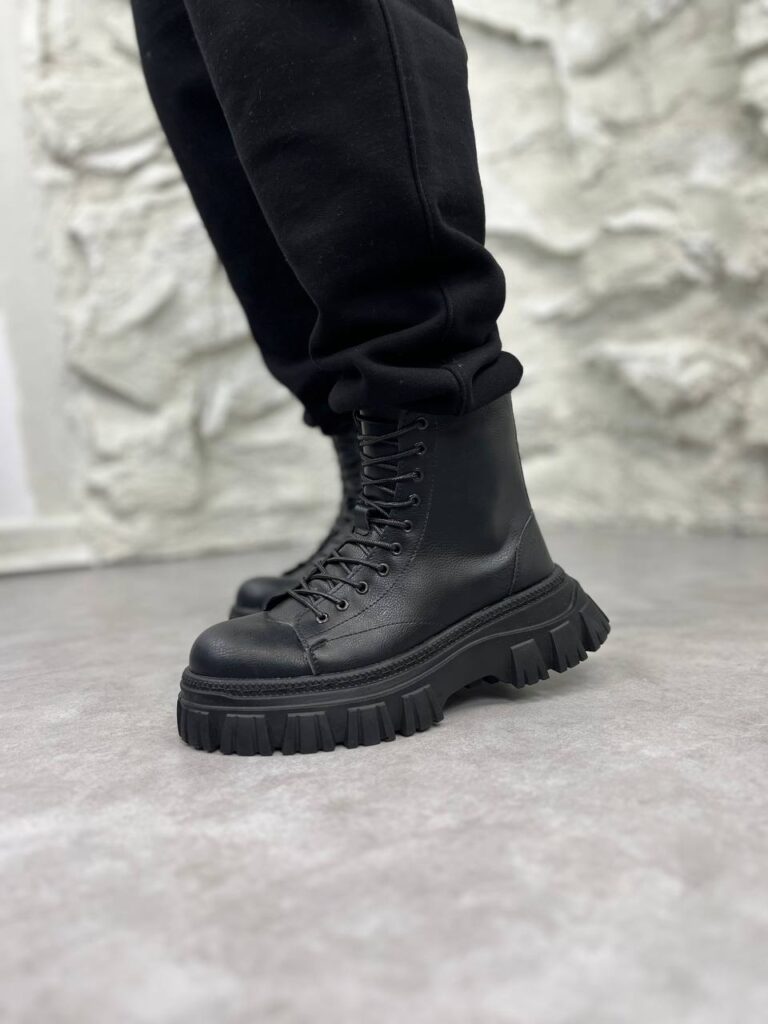 بوت چرم برشکا